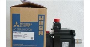 De înaltă calitate Mitsubishi JE Seria 1kw Servo Driver Motor HG-SN102J-S100 + MR-JE-100A În Hot Sale